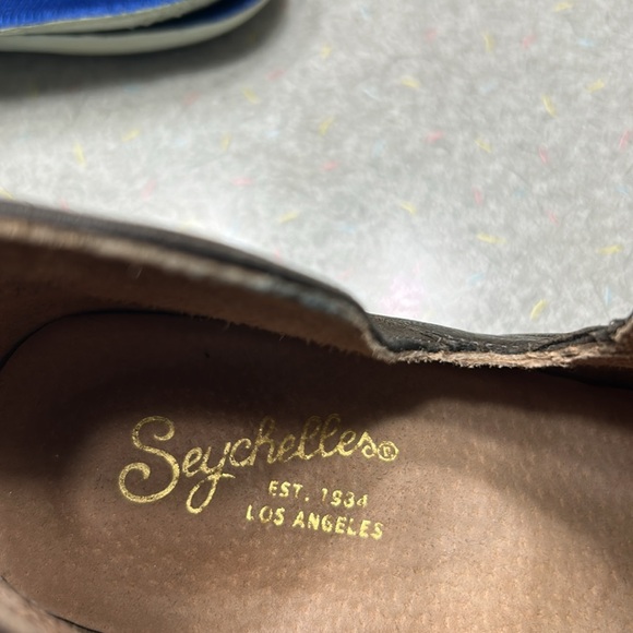 Women’s leather booties - Picture 6 of 7